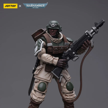 Warhammer 40K 1/18 Scale Astra Militarum Cadian Command Squad Veteran with Regimental Standard