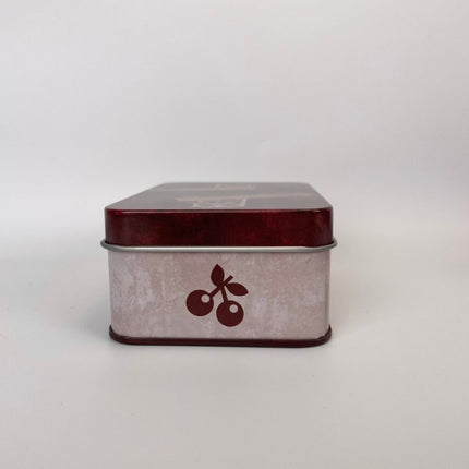 Fallout: NUKA CHERRY COLLECTIBLE TIN [Release date: 2024/11]