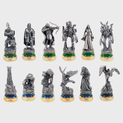The Noble Collection - Lord of the Rings: The Two Towers 12 Character Package