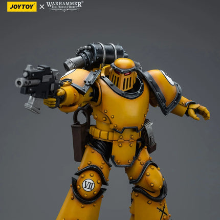 Warhammer 40K 1/18 Scale Imperial Fists Legion MKIII Tactical Squad Legionary with Bolter [Release date 2024/05]