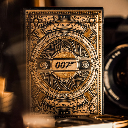 theory 11: James Bond (Gold Edition): Premium Playing Cards