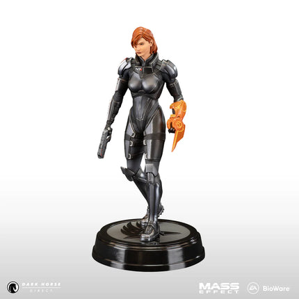 Dark Horse - Mass Effect: Commander Jane Shepard Figure (Release Date 04/26)