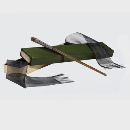 The Noble Collection - Harry Potter: Fantastic Beasts: Vicencia Santos’ Wand in Collectors Box
