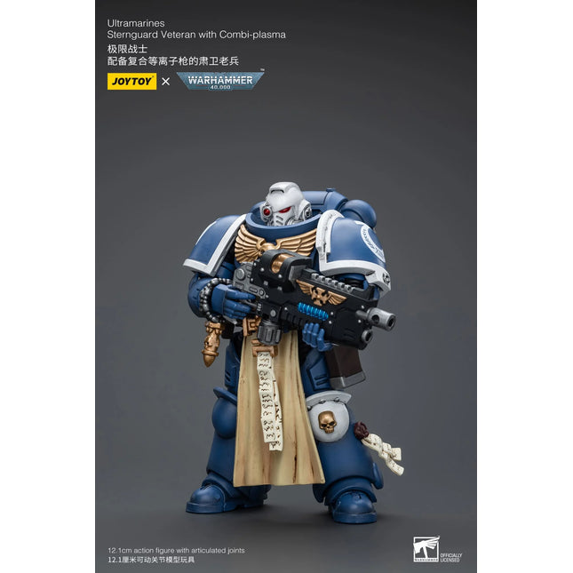 Warhammer 40K 1/18 Scale Ultramarines Sternguard Veteran with Combi-Plasma