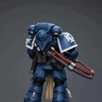 Warhammer 40K 1/18 Scale Ultramarines Sternguard Veteran with Heavy Bolter [Release date: 2024/07]