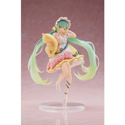 Hatsune Miku Wonderland Figure - Sleeping Beauty (Release Date 01/26)