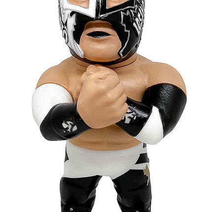 16d Collection 026: NEW JAPAN PRO-WRESTLING BUSHI (Black and White Costume)