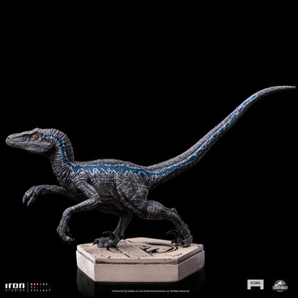 Velociraptor Blue - Jurassic World Icons Figure