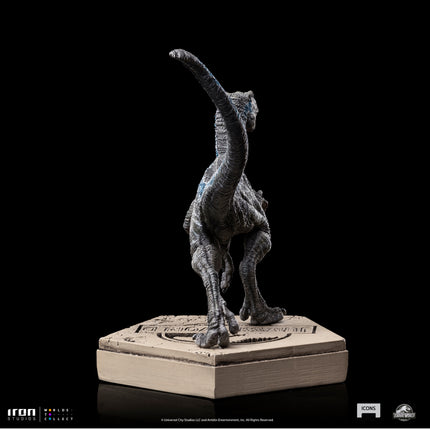 Velociraptor Blue - Jurassic World Icons Figure