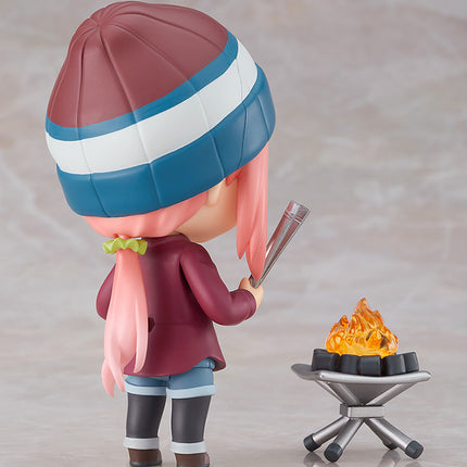 Laid-Back Camp Nendoroid Figure Nadeshiko Kagamihara: Solo Camp Ver. DX Edition