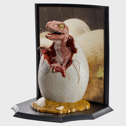 The Noble Collection - Jurassic Park: Toyllectible Treasures – Life Finds A Way (Raptor Egg)