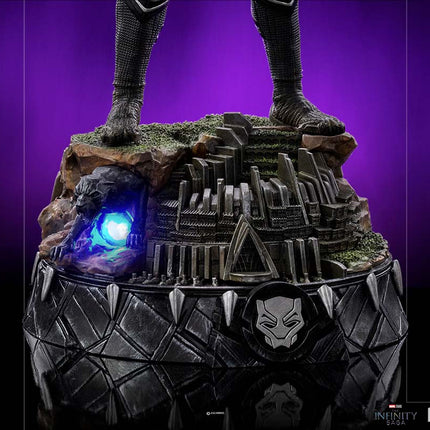 Black Panther Deluxe 1/10 Scale Figure