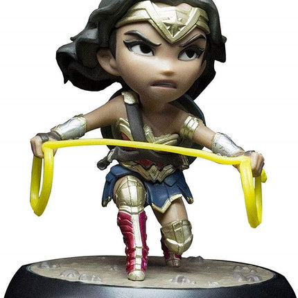 Wonder Woman Justice League Q-Fig