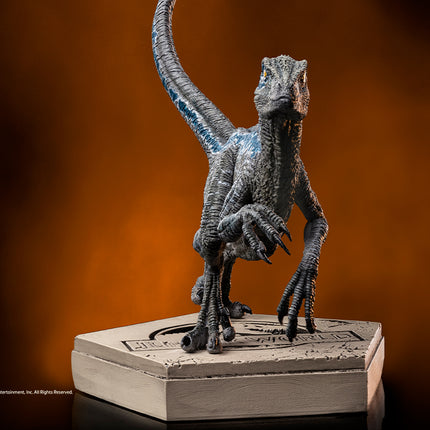Velociraptor Blue - Jurassic World Icons Figure