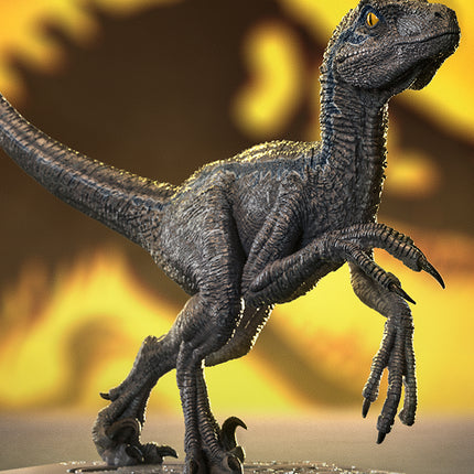 Velociraptor Blue - Jurassic World Icons Figure