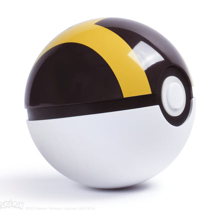 Pokémon: Die-Cast Ultra Poke Ball Replica