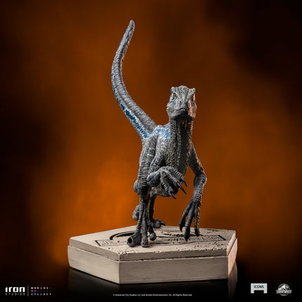 Velociraptor Blue - Jurassic World Icons Figure